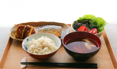 髪と食事・和食