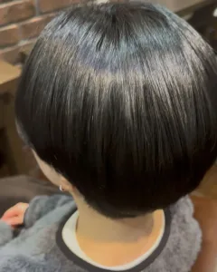 ヘルメットみたいにならないショートの髪質改善デザイン縮毛矯正。浦和で自然さ重視の方へ。